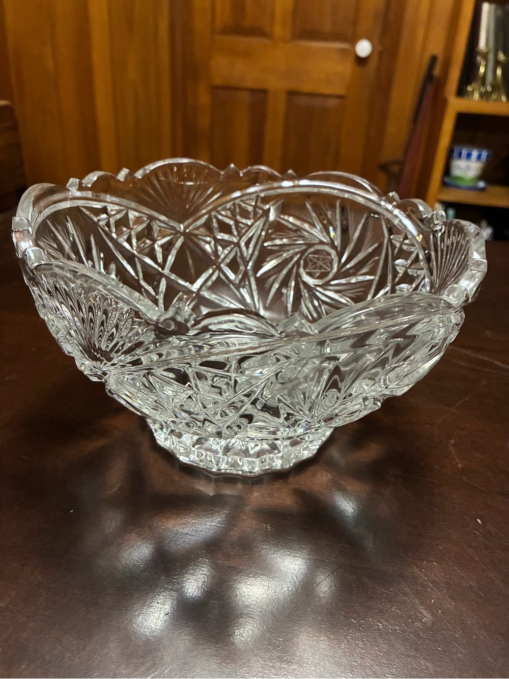 Elegant Clear Cut lead crystal Decorative Bowl by